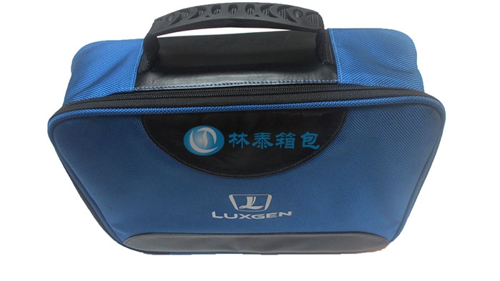 藍(lán)色帆布汽車工具包立體效果
