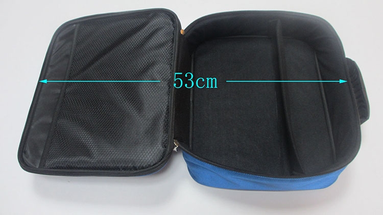 藍(lán)色帆布汽車工具包內(nèi)部空間